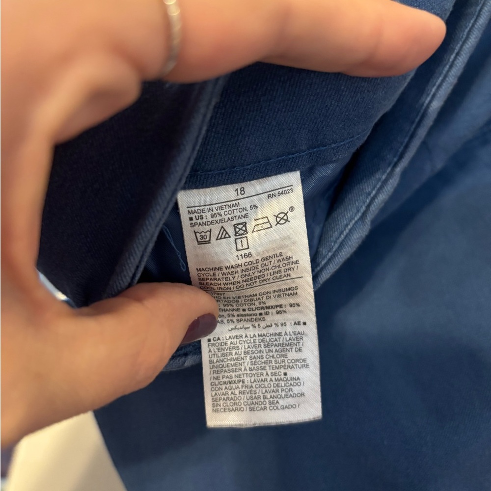 LOT of 3 Old Navy Pixie Pants - Picture 7 of 7